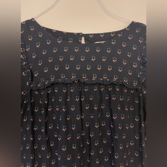 TWO LOFT Blouses / White floral and Blue Floral XS - Picture 9 of 11